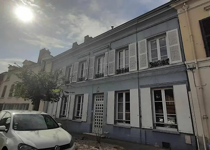 La Maison De Colette Trie-Château