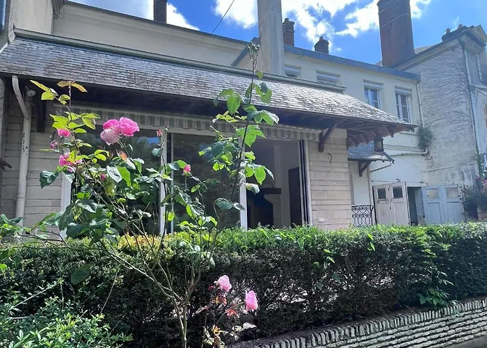 La Maison De Colette * Trie-Chateau